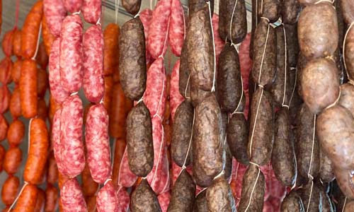 embutidos artesanos, Longanizas, chorizos y especialidades elaboradas con tiempo, cuidado y oficio.